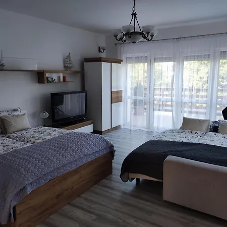 Var-lak Apartmanhaz * באלאטונפורד