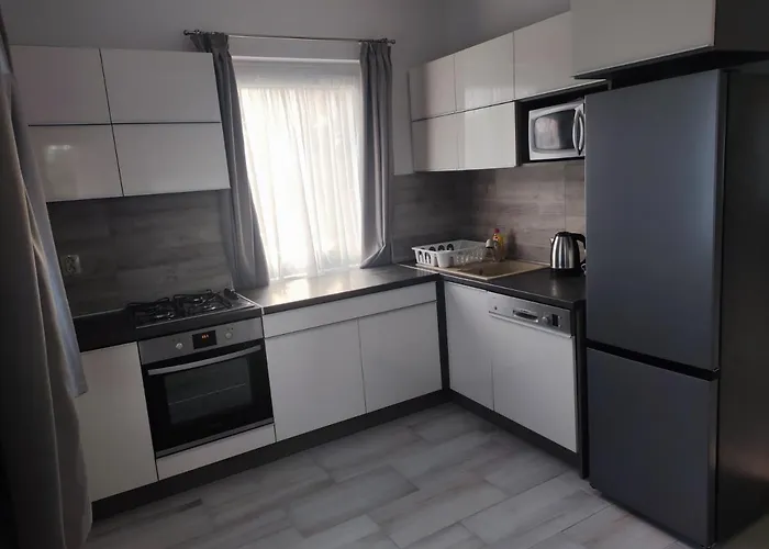 Var-lak Apartmanhaz Апартаменты Балатонфюред