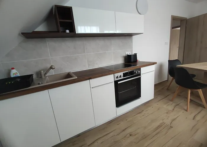 Апартаменты Var-lak Apartmanhaz *