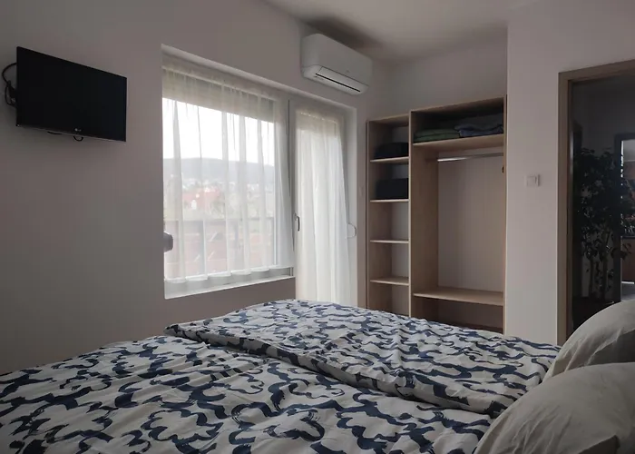 Var-lak Apartmanhaz Балатонфюред
